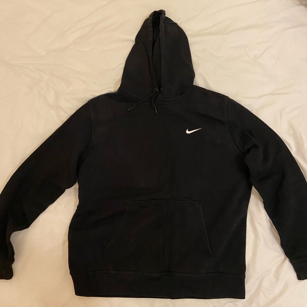 Nike Men’s Sportswear Fleece Pullover Hoodie